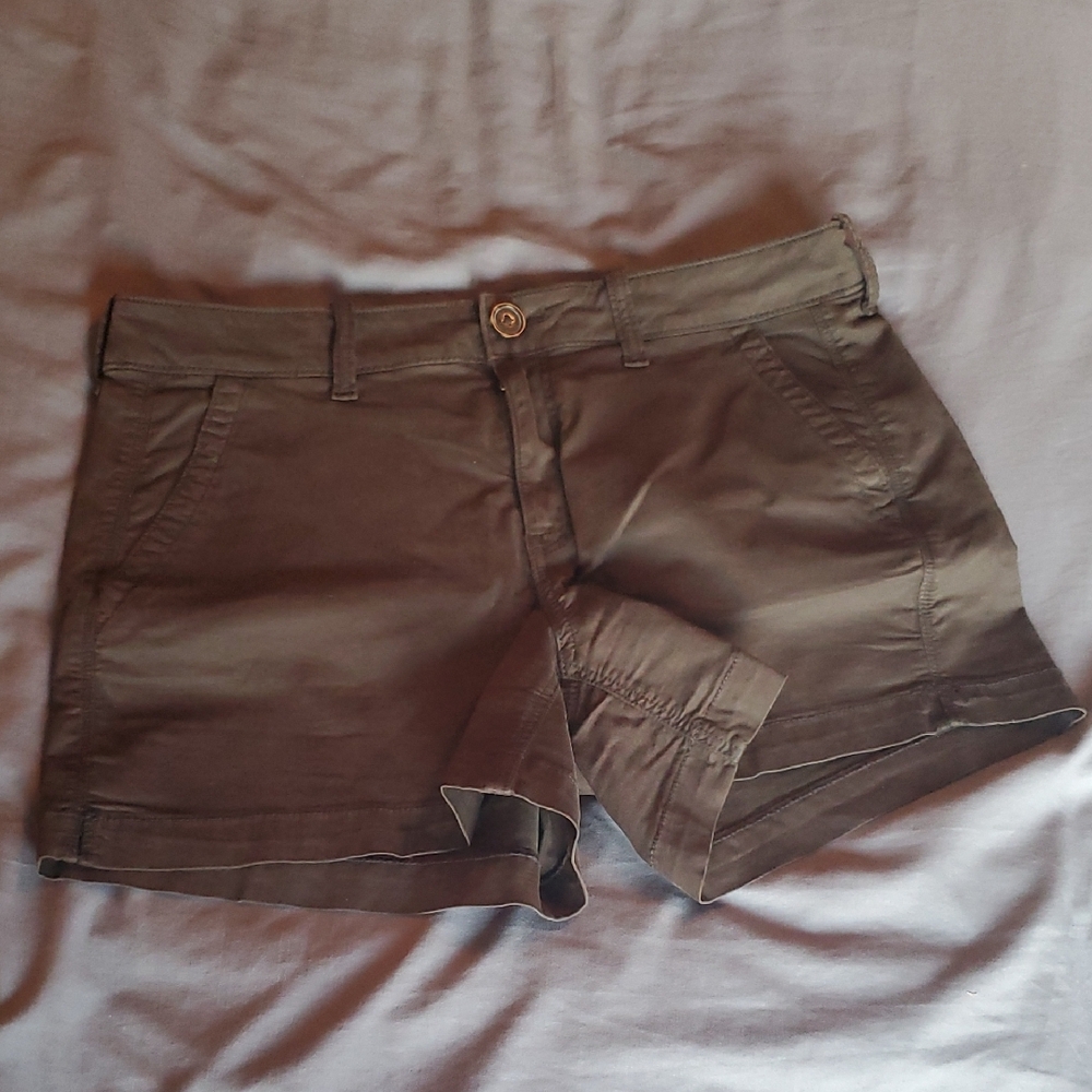 American Eagle Ladiea Dark GreyShorts Sz 8